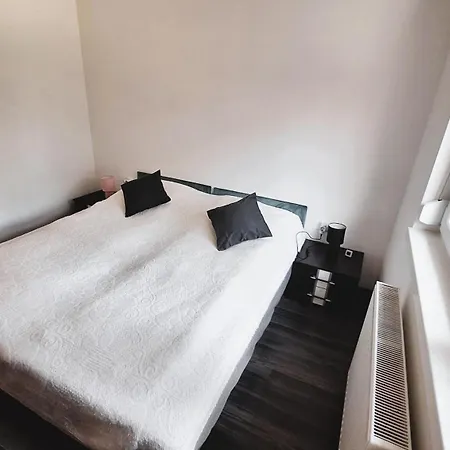 The Other House, Tatil Evi Piliscsaba